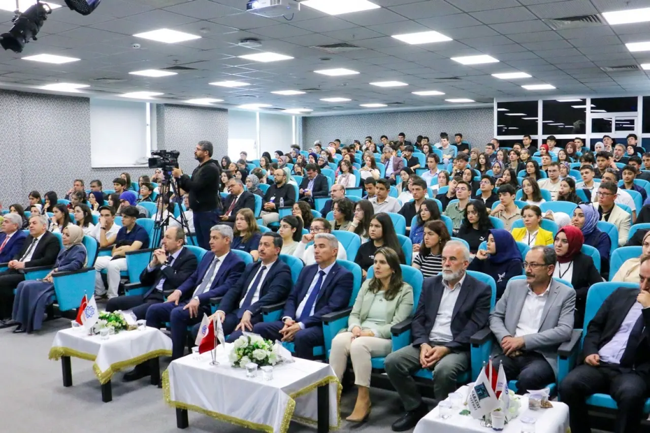 Liselerde Bilim Devrimi! KTO Karatay’da 350 Öğrenci Geleceğe Yön Verdi 2