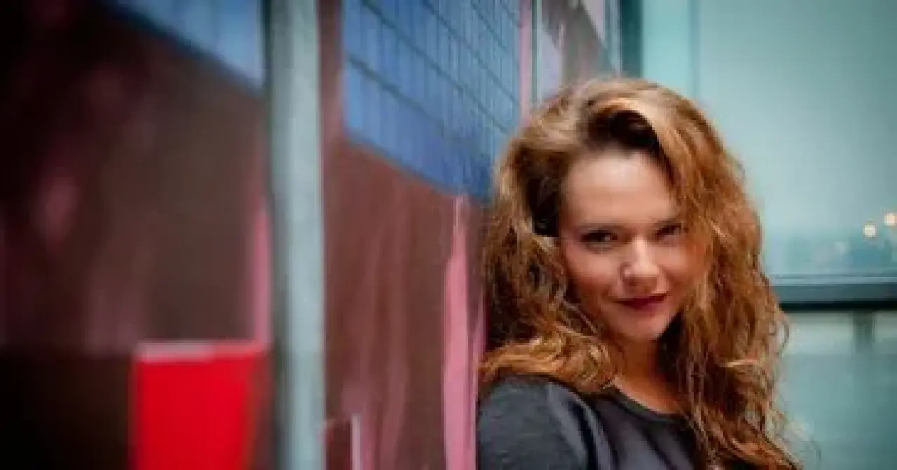 Leyla Dizisi Firdevs Kimdir? Aslı Orcan Aslen Nereli, Kaç Yaşında, Hangi Dizilerde Oynadı? 3