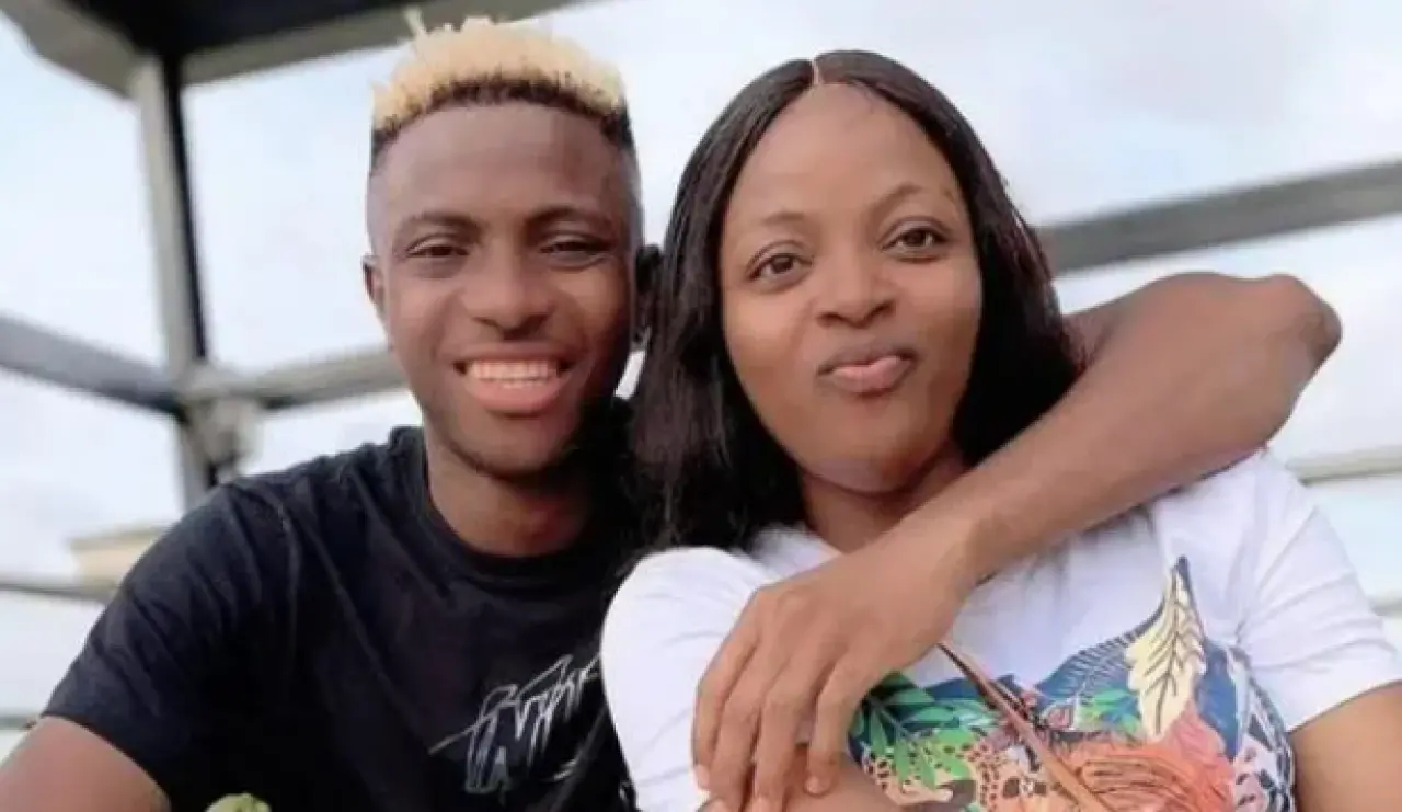 Osimhen'in Sevgilisi Kimdir, Stefanie Ladewig  Aslen Nereli, Kaç Yaşında ve Hakkında Bilinmeyenleri? 5