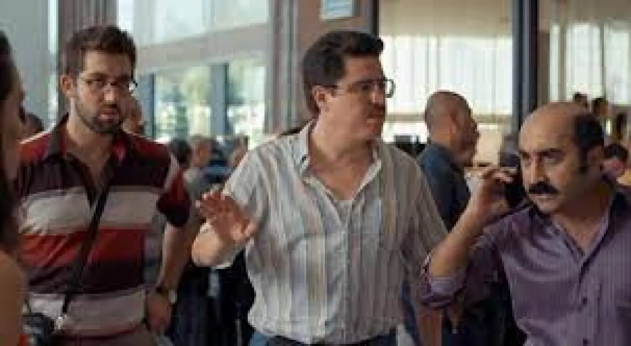 Bayi Toplantısı Filmi Konusu Ne, Finali Nasıl, Türü Ne, Oyuncuları Kimler, Nerede Çekildi? 4