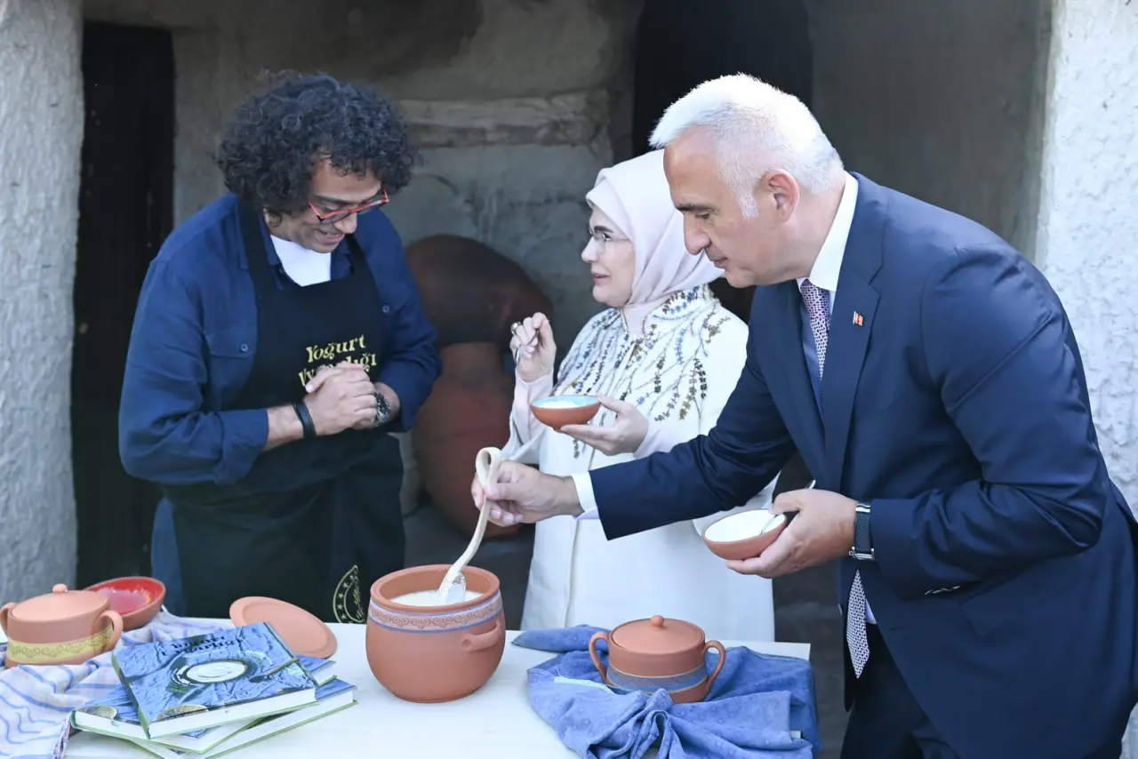 Yoğurt sadece soframızda değil kültürümüzde de baş tacı oldu! 3