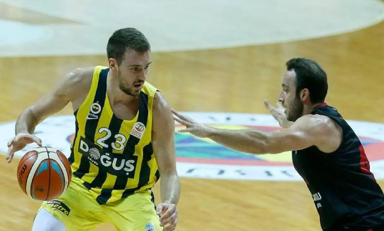 Fenerbahçe Basketbolcusu Marko Paşa Kimdir, Gerçek Adı Ne? 5