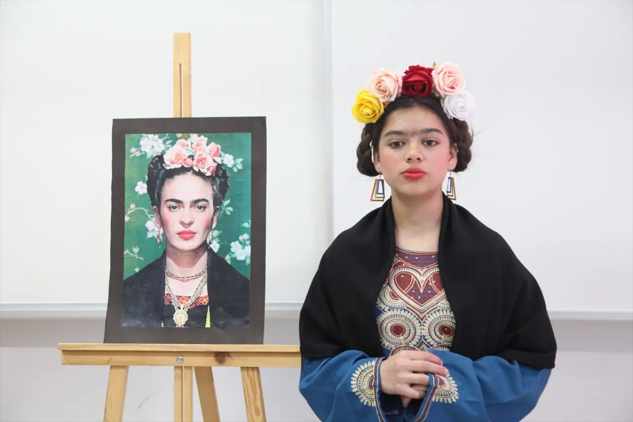 Ünlü Tablolar Ahlat’ta Yeniden Canlandı 2