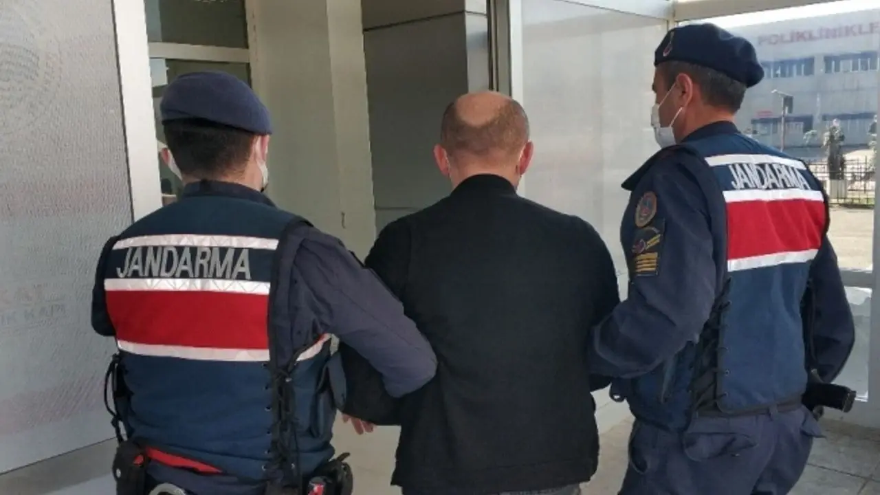 Ardahan Jandarması'ndan Sıkı Takip: Üç Şüpheli Yakalandı 2