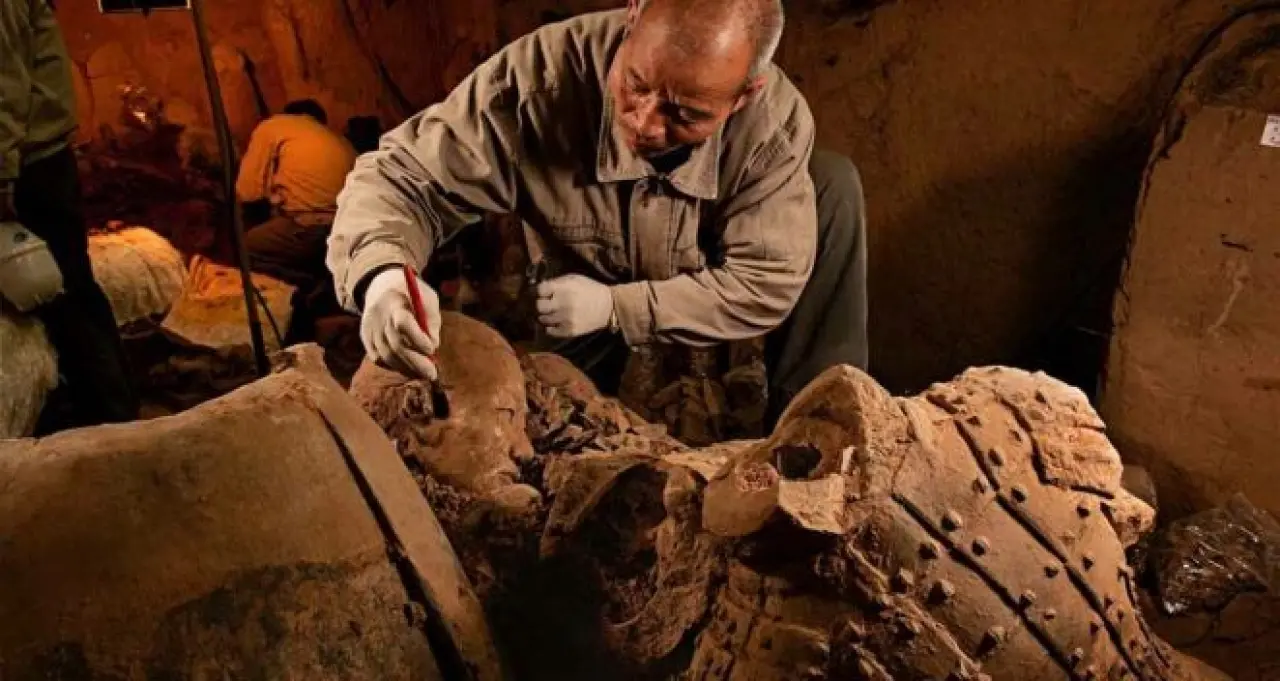 Binlerce yıldır dokunulmadı! Tarihçiler bu mezara yaklaşamıyor 3