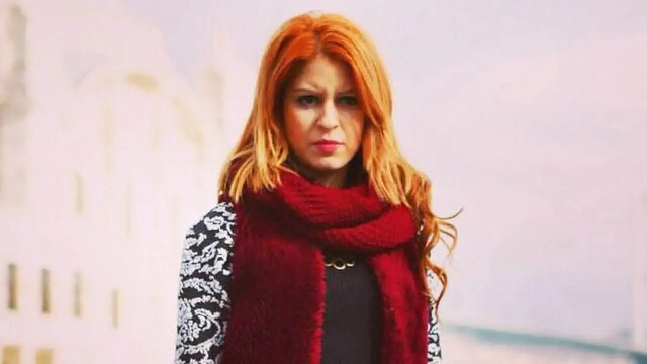 Nur Düzgit Babası Kimdir, Kaç Yaşında, Ne İş Yapıyor, Annesi Kim, Biyografisi ve Hayatı? 2