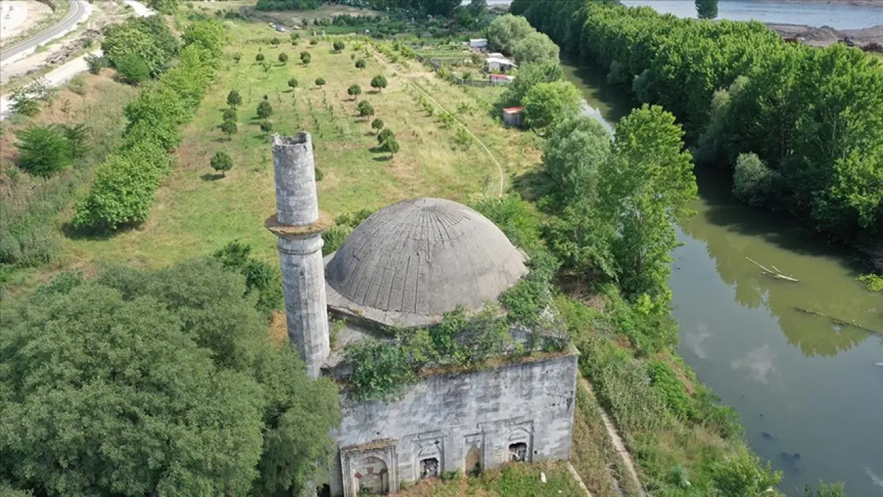 550 Yıllık Camide Tarihi Diriliş 1
