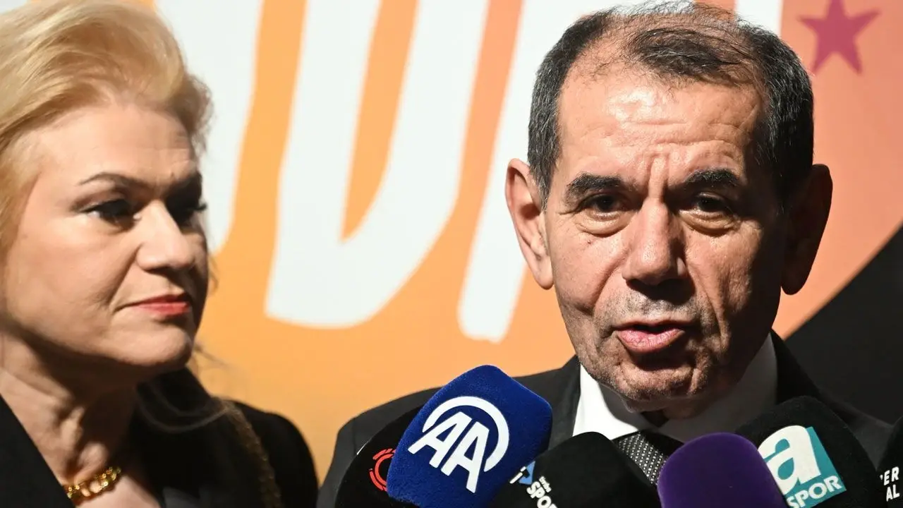 Dursun Özbek Kiminle Evli, Eşi Kimdir, Mesude Özbek Kaç Yaşında? Galatasaray Başkanı'nın Aile Hayatı 2