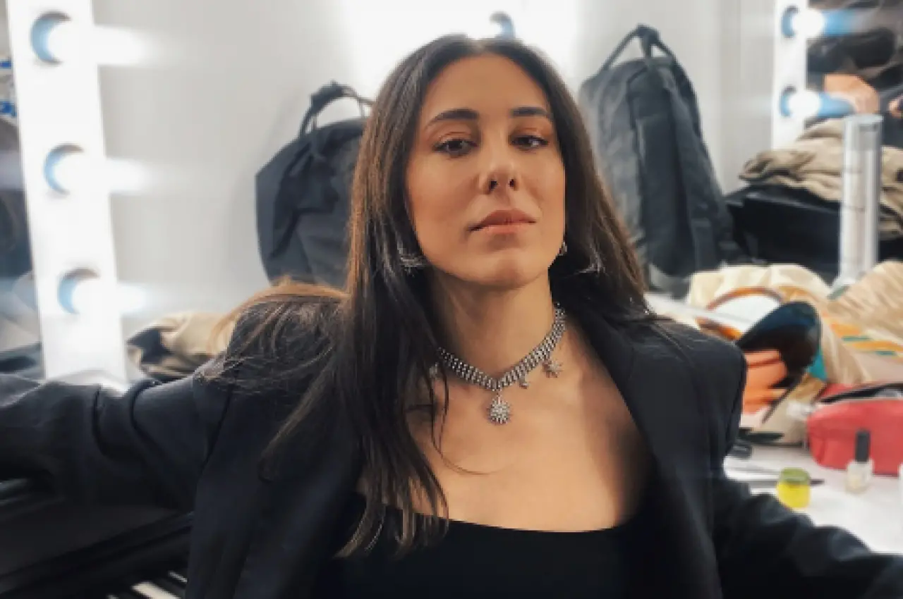 Çift Kişilik Oda Melike Kimdir, Hivda Zizan Alp Aslen Nereli, Kiminle Sevgili, Kaç Yaşında, Hayatı ve Kariyeri? 7