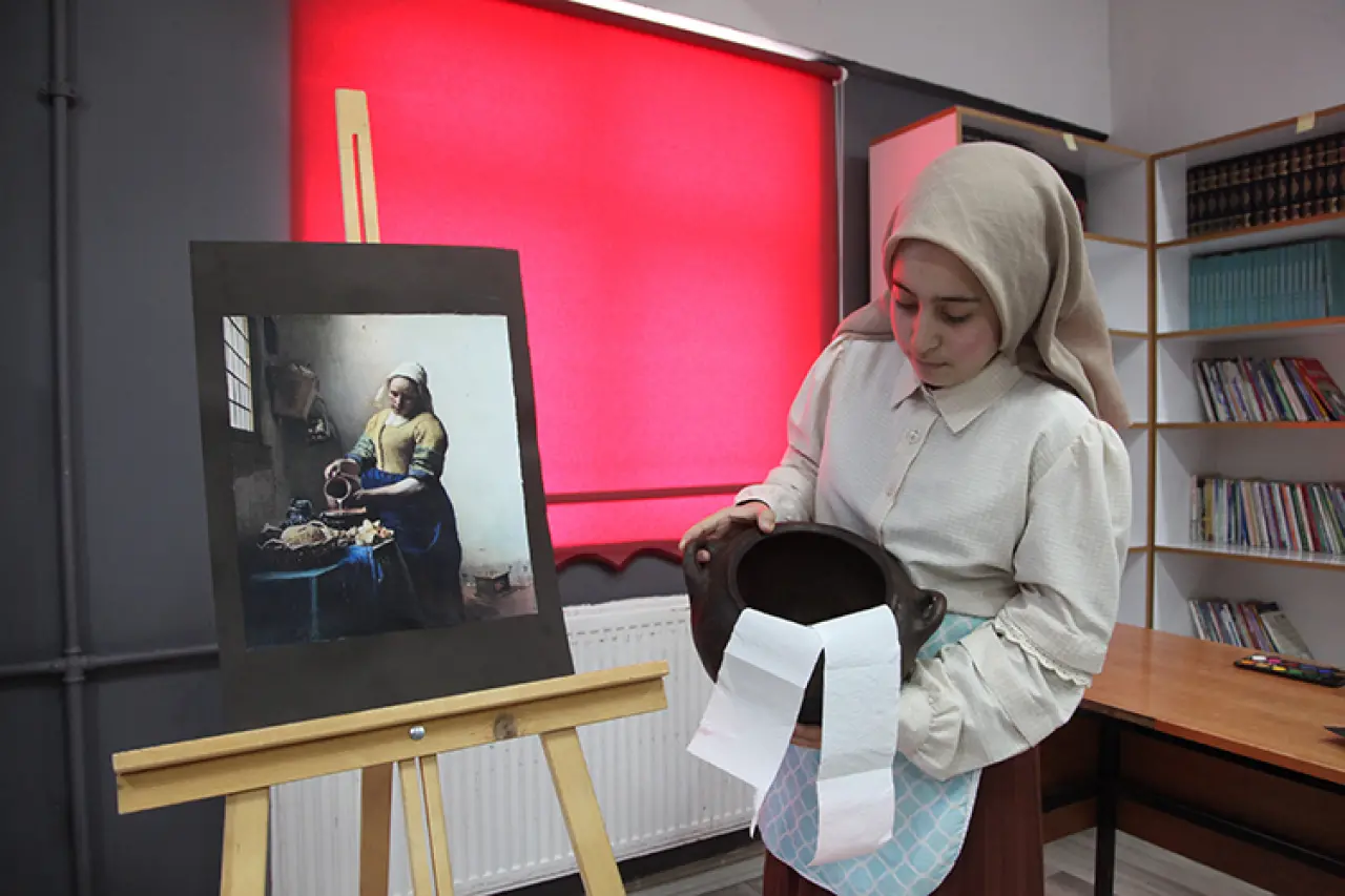 Ünlü Tablolar Ahlat’ta Yeniden Canlandı 1