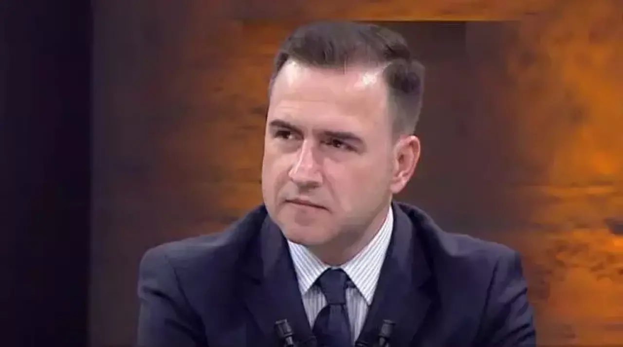 Gazeteci Selçuk Tepeli kimdir, aslen nereli, ayrıldı mı, kaç yaşında? İşte Hayatı ve kariyeri 3