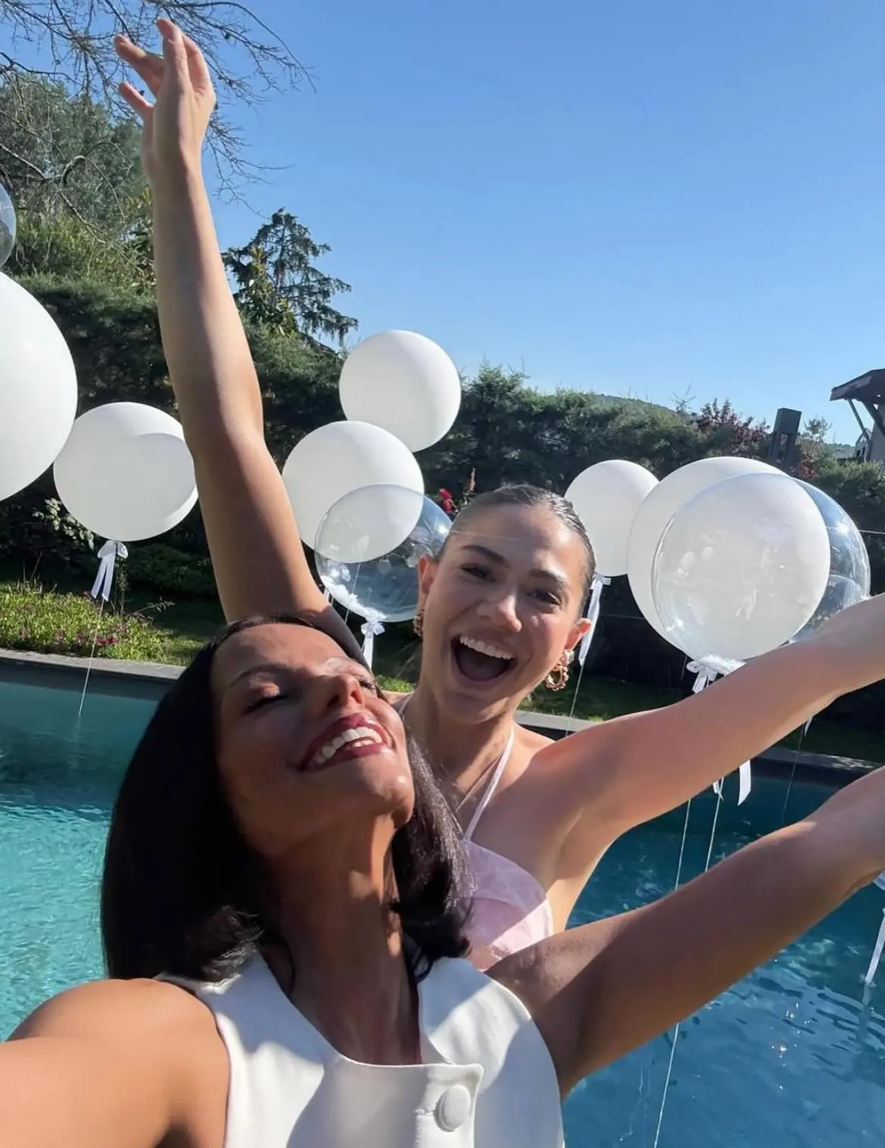 Derya Özdemir kimdir, aslen nereli, kaç yaşında, mesleği nedir? Demet Özdemir'in nesi oluyor? 5