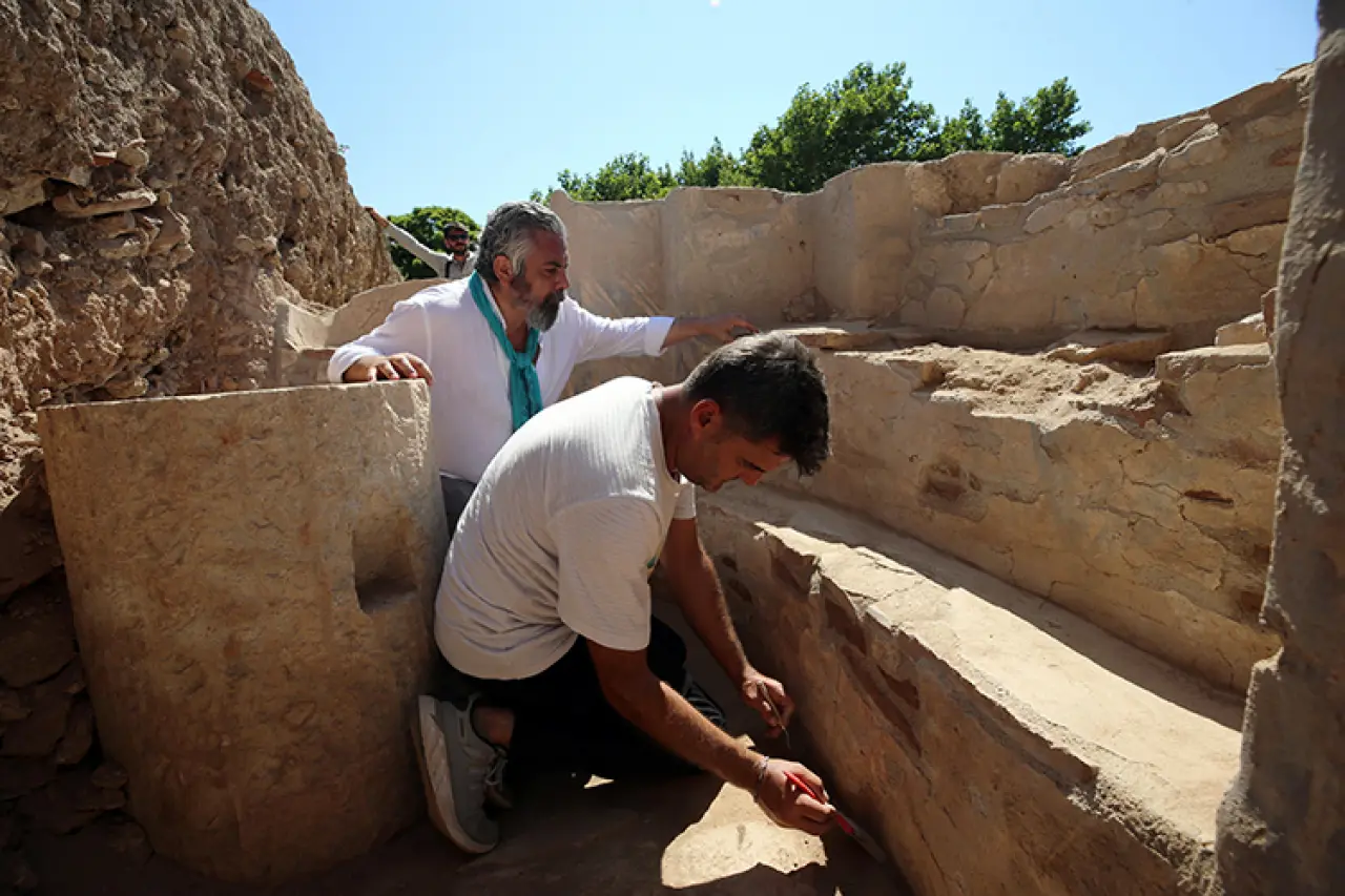 Antik kentte Magnesia'nın gizli tarihi gün yüzüne çıkıyor! 3