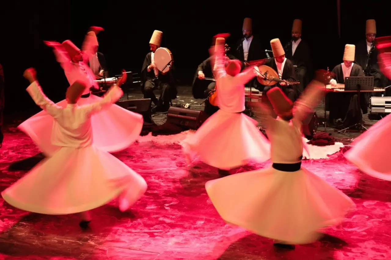 Konya'dan Tunus’a Mevlana nefesi: Sema ayini büyük beğeni topladı 1