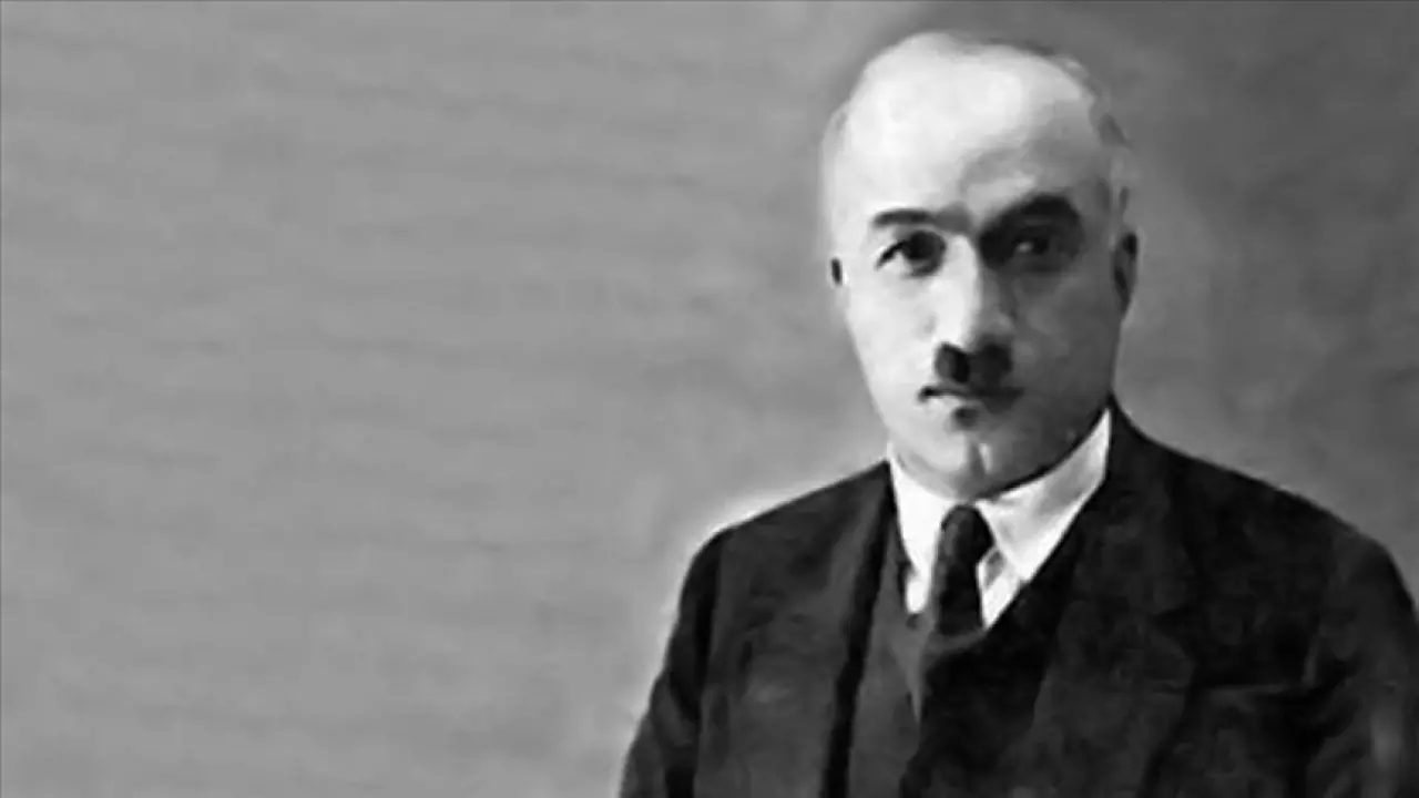 Ahmet Haşim'in Vefatının 92.Yılı: Edebiyatın Akşam Şairi 1