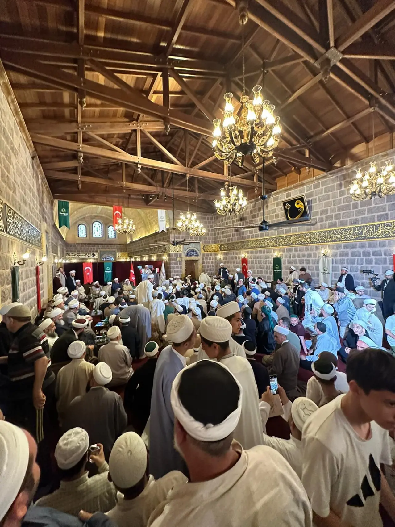 Mahmud Efendi’ye binler akın etti! İstanbul’da gözyaşlarıyla anıldı ! 2