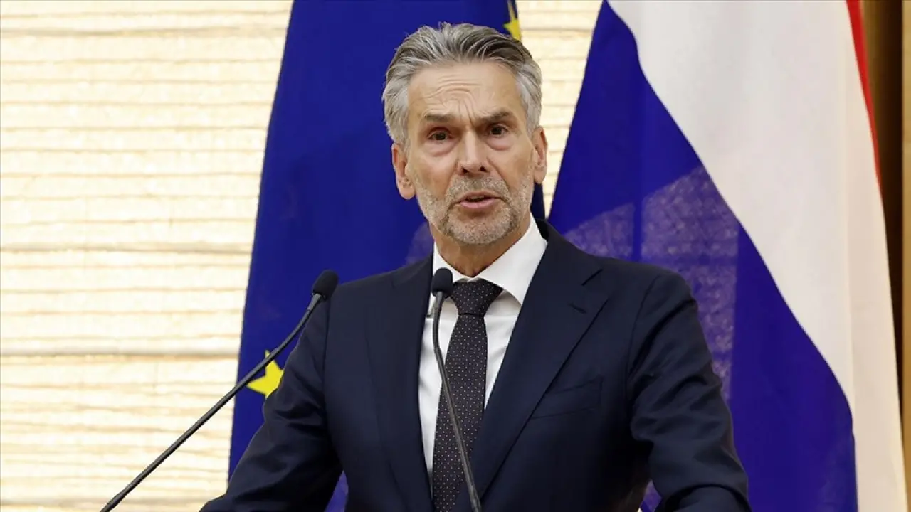 Koalisyon Krizi Sonrası Hollanda Başbakanı İstifa Etti! 2