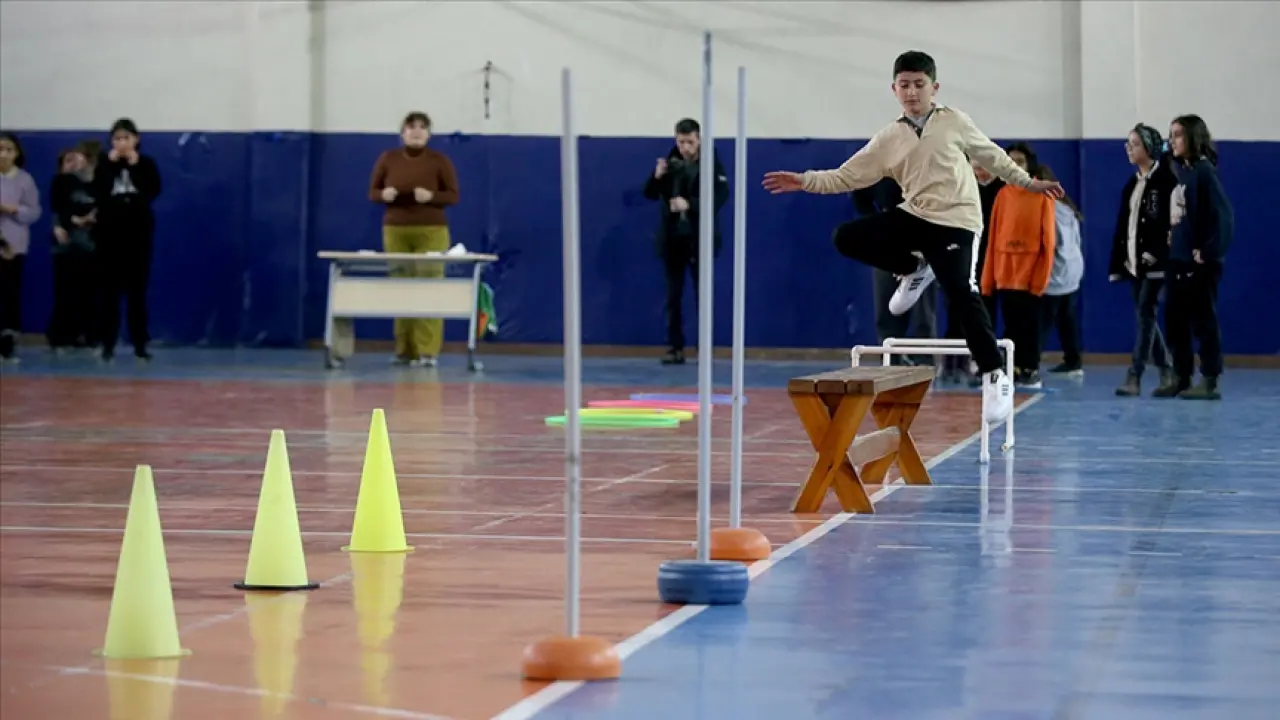 Faaliyet haftası “Aile ve Oyun” temasıyla başladı 3