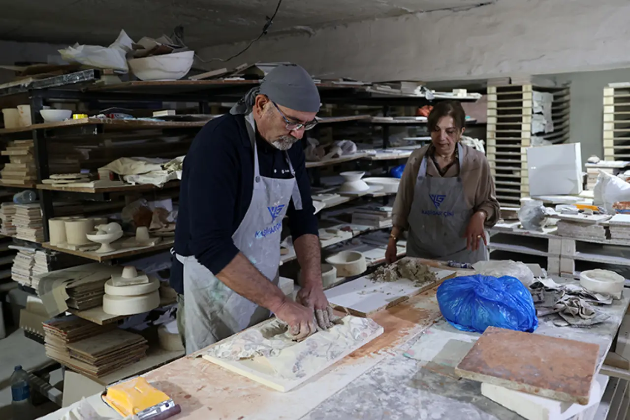 Kubbe-i Hadra'nın çinileri arkeolog ustanın eseri oldu 3
