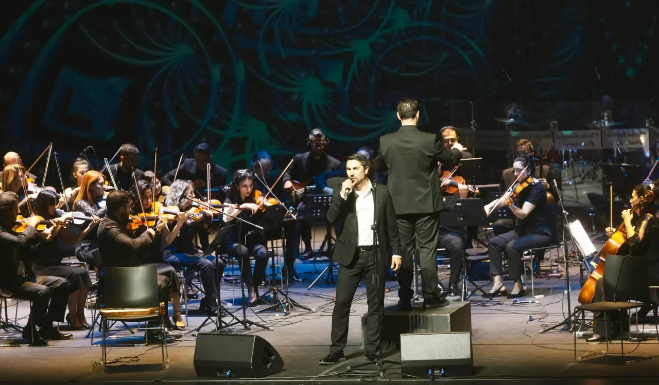 İstanbul Maarif Orkestrası ve Halk Dansları Topluluğu AKM’de büyüledi 2