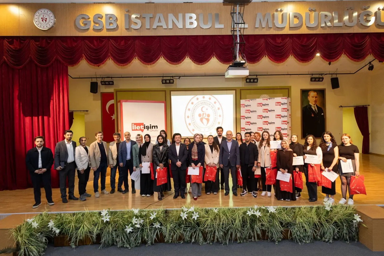 KYK destekli İletişim Okulu ilk mezunlarını verdi! 6