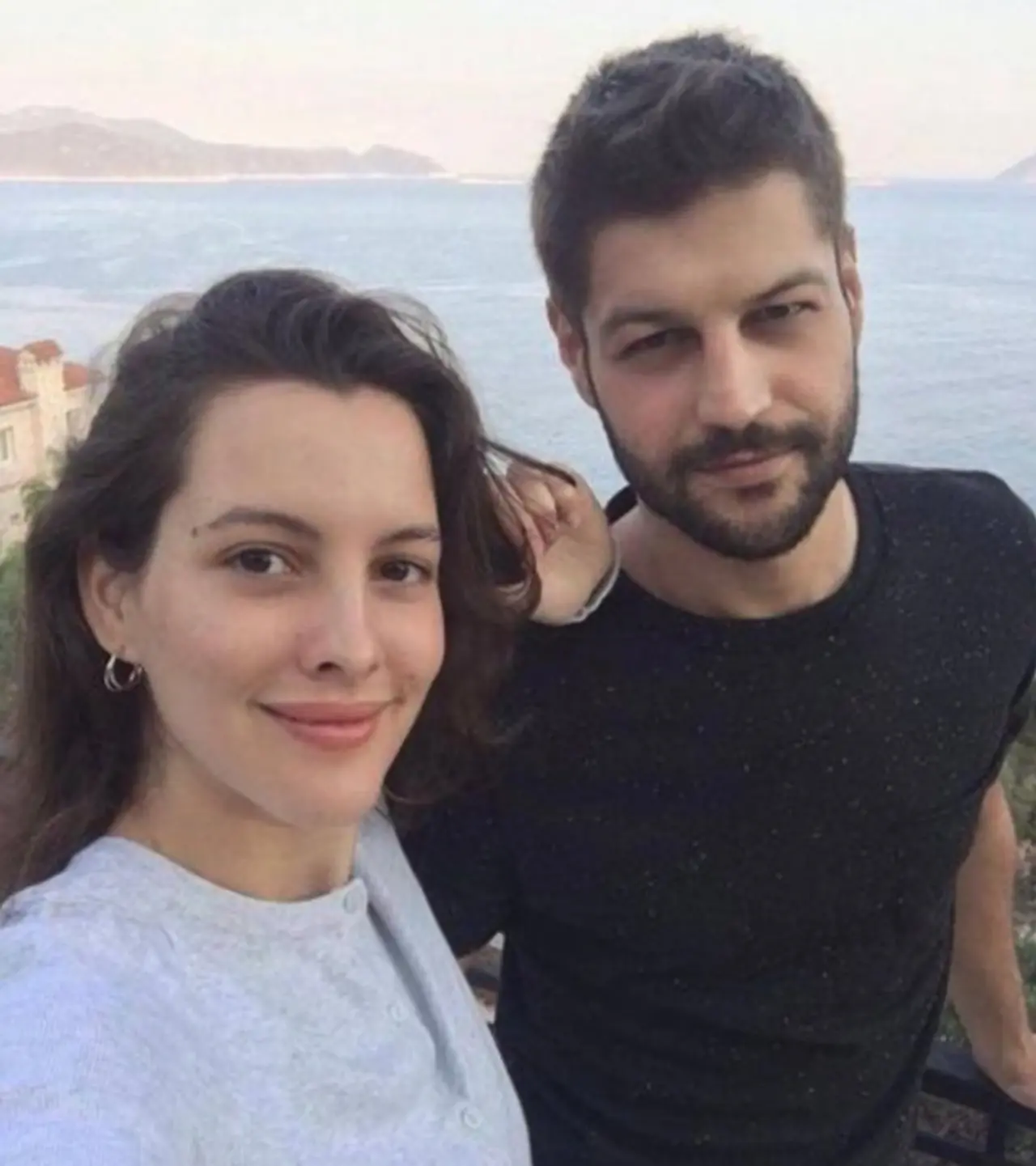 Evlilik beklenirken ayrılık geldi! Serhat Teoman ve Leyla Feray şaşırttı 5