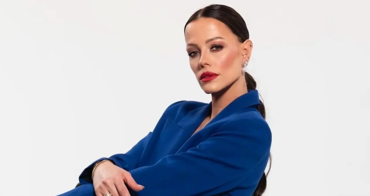 Derya Özdemir kimdir, aslen nereli, kaç yaşında, mesleği nedir? Demet Özdemir'in nesi oluyor? 4