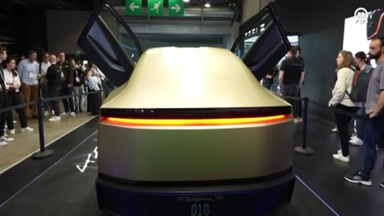 Cybercab ile yolculukta yeni dönem: Ne direksiyon var ne sürücü! 5