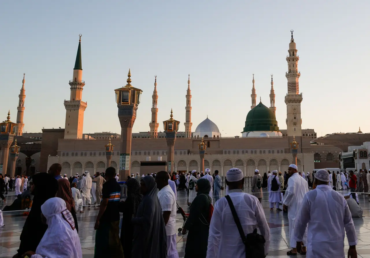 Medine Hacıları Kucaklıyor: Mekke’den Sonra İkinci Manevi Durak 3