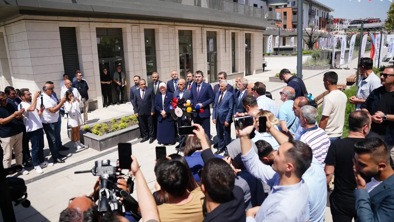 Türkiye’den deprem bölgesinde tarihi adım: 250 bininci konut teslim ediliyor! 2