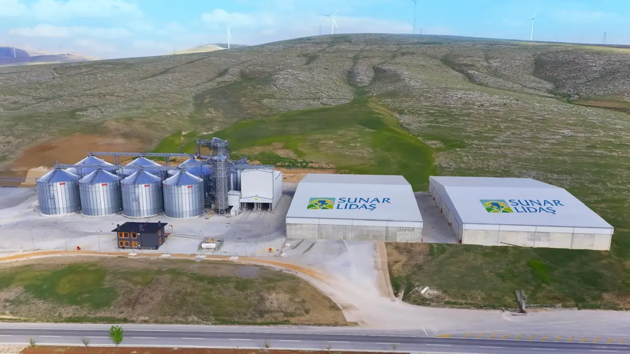 "Sunar Yatırım’dan hasada güçlü başlangıç: İlk arpa ve buğday depoda!" 1