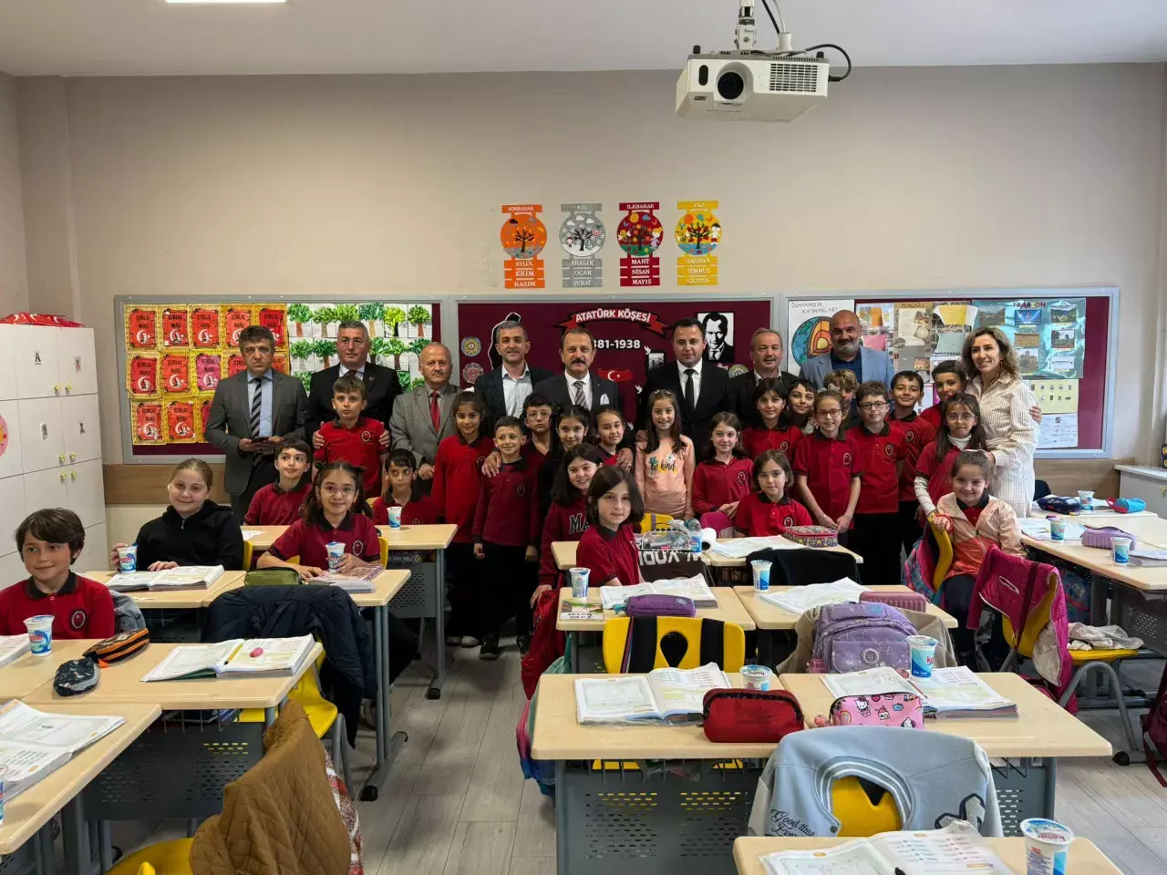 Kebir Süt’ten örnek sosyal sorumluluk: Binlerce çocuğa ayran dağıtıldı 5