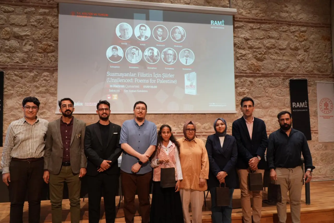 Susmayan şiirler Filistin için bir araya geldi 1