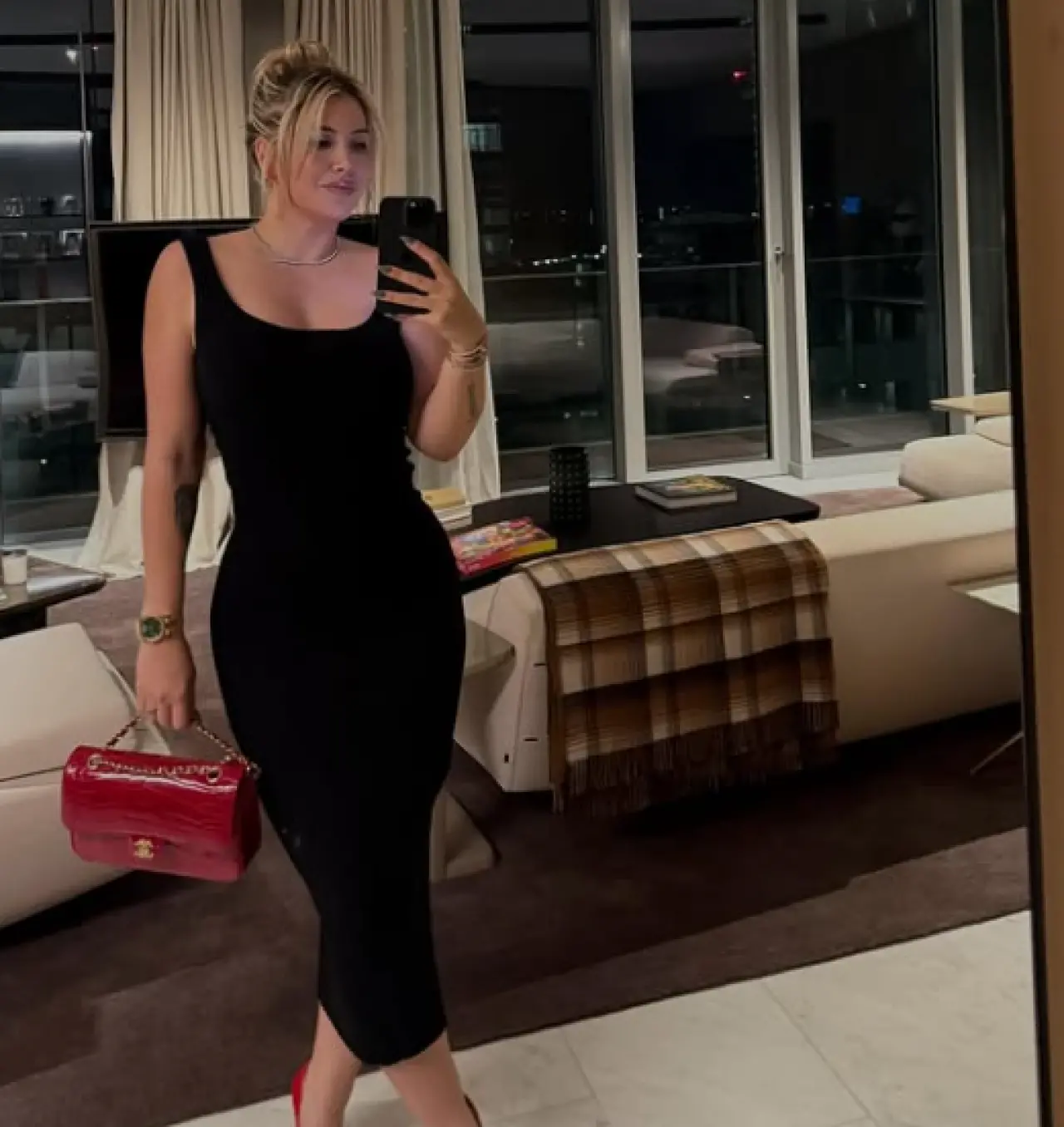 Mahrem görüntü krizi! Icardi, Wanda Nara’yı savcılığa verdi 4