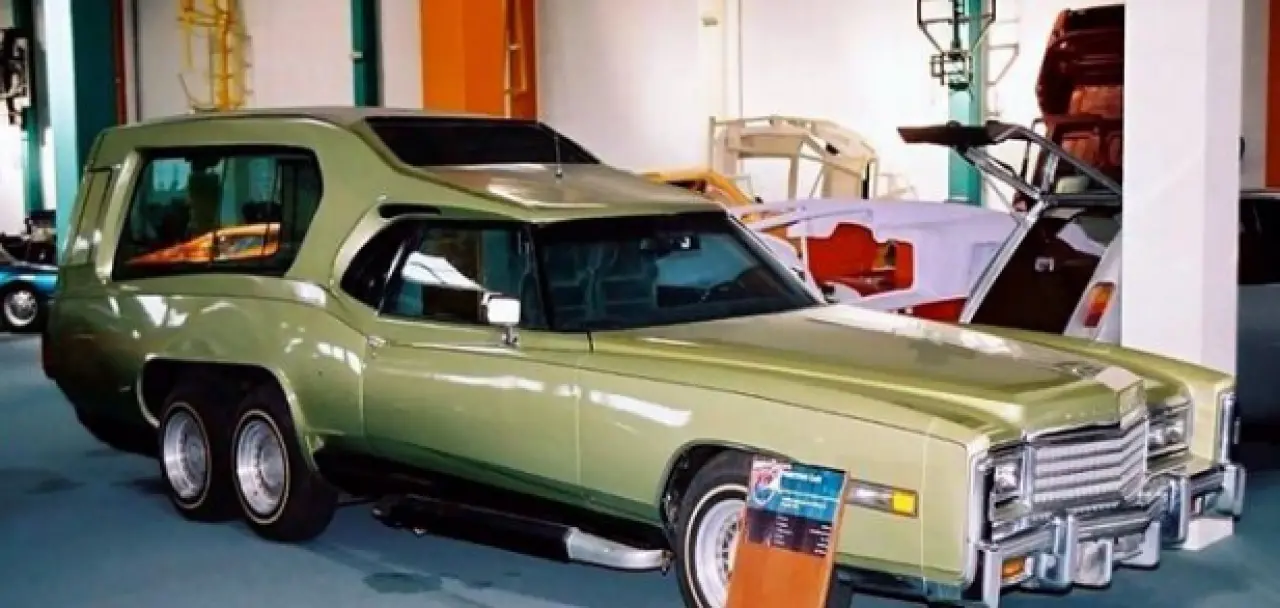 Ne Bu Şimdi? Görenleri Şaşkına Çeviren Absürt Otomobiller 6