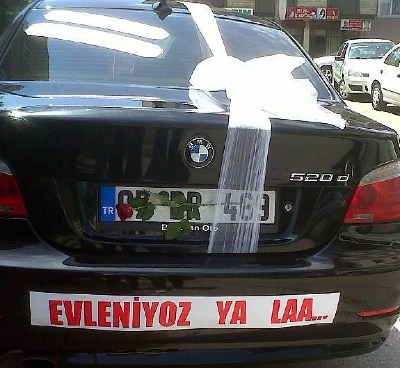 Kız Kaçtı, Damat Şokta: En Efsane Gelin Arabası Sözleri 17