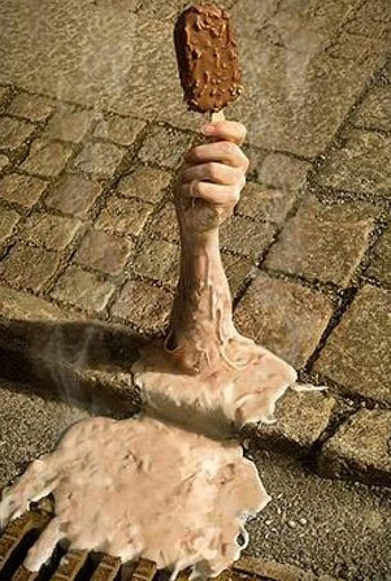 İlk Bakışta Normal Gibi... Ama İkinci Kez Bakmadan Geçemeyeceksiniz 26