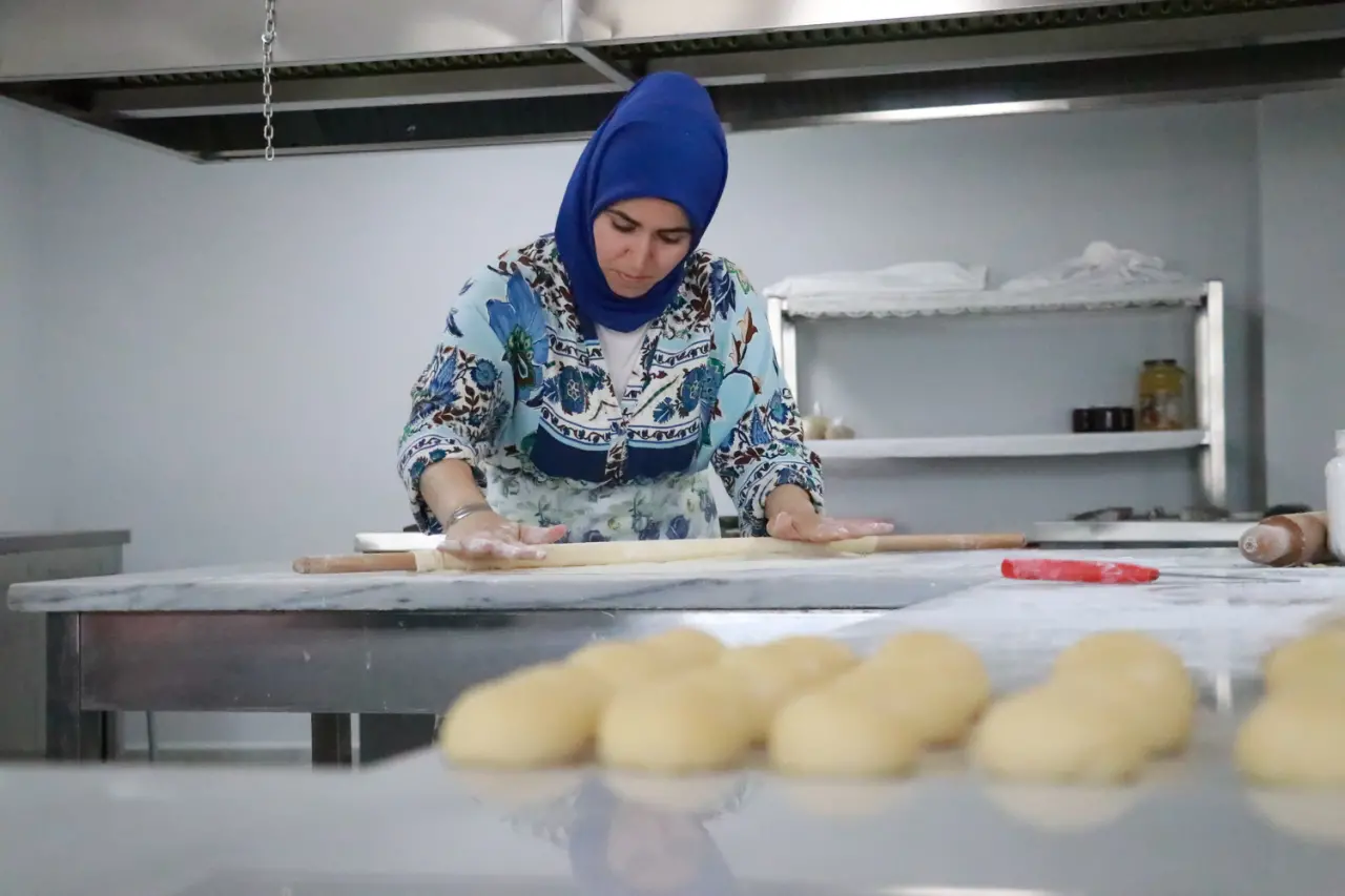 Uludağ’ın Eteklerinden yükselen dayanışma: Fidyekızıklı kadınlardan kestaneli lezzetler 1