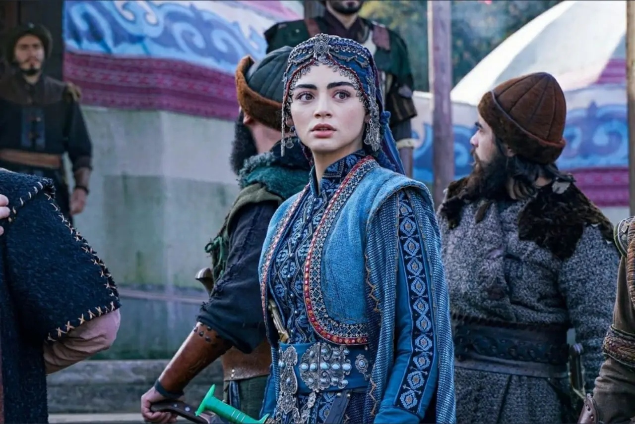 Burak Özçivit’ten ayrılık sinyali: Kuruluş Osman’da 7. Sezon değişimi başladı 4