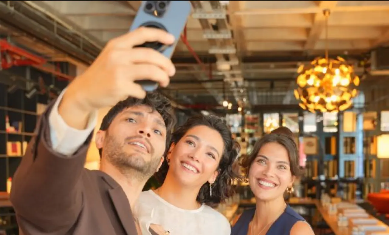 “Halef: Köklerin Çağrısı” dizisi için geri sayım başladı! Yeni karaler paylaşıldı 3