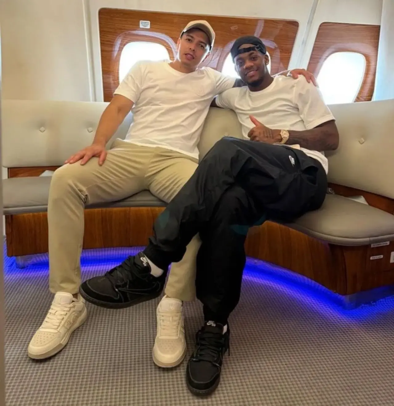 Beşiktaş taraftarı ayağa kalktı! Tammy Abraham İstanbul’da 5