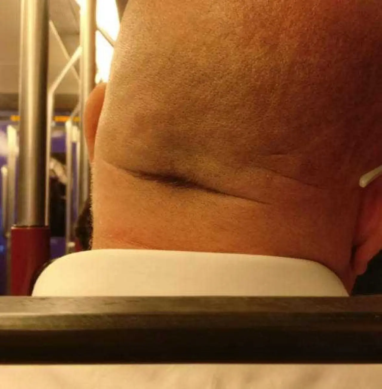 Sadece Gülüp Geçmelik Sanmayın: Bu Saç Modelleri Gerçek Kişilere Ait 18