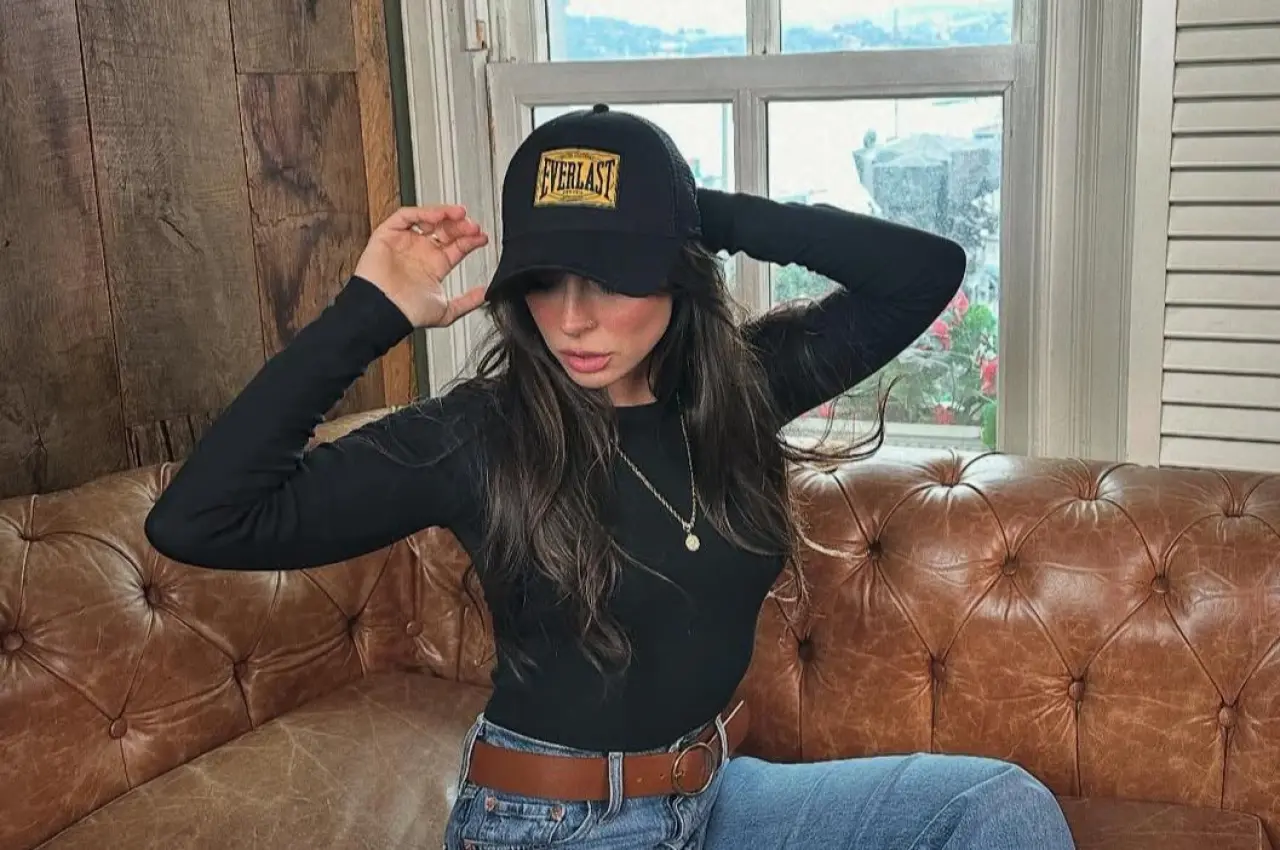 Yasemin Yürük’ün saçları reklam setinde alev aldı! İşte saçın yanma anı 3