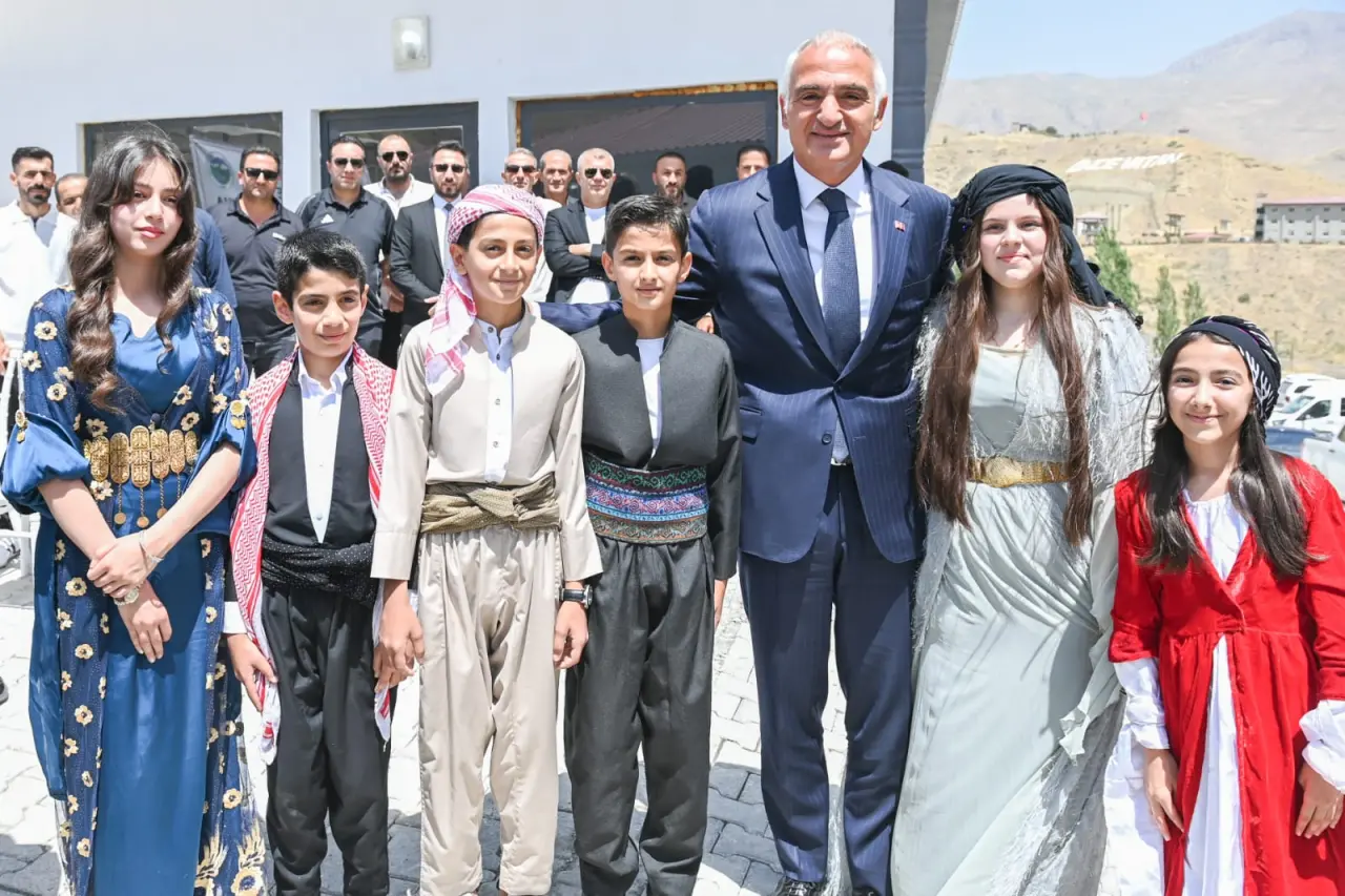 Bakan Ersoy Hakkâri’de: Cilo dağları turizme açılıyor, yeni yatırımlar yolda! 1