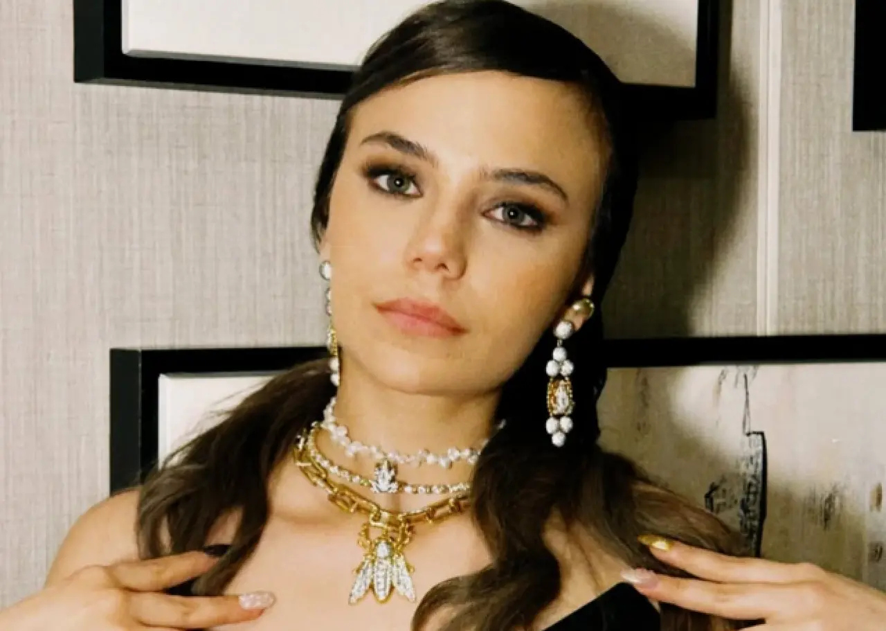 Bahar Şahin’in zorbalık isyanı büyüyor! Hayal Köseoğlu'ndan şaşırtan açıklama 1