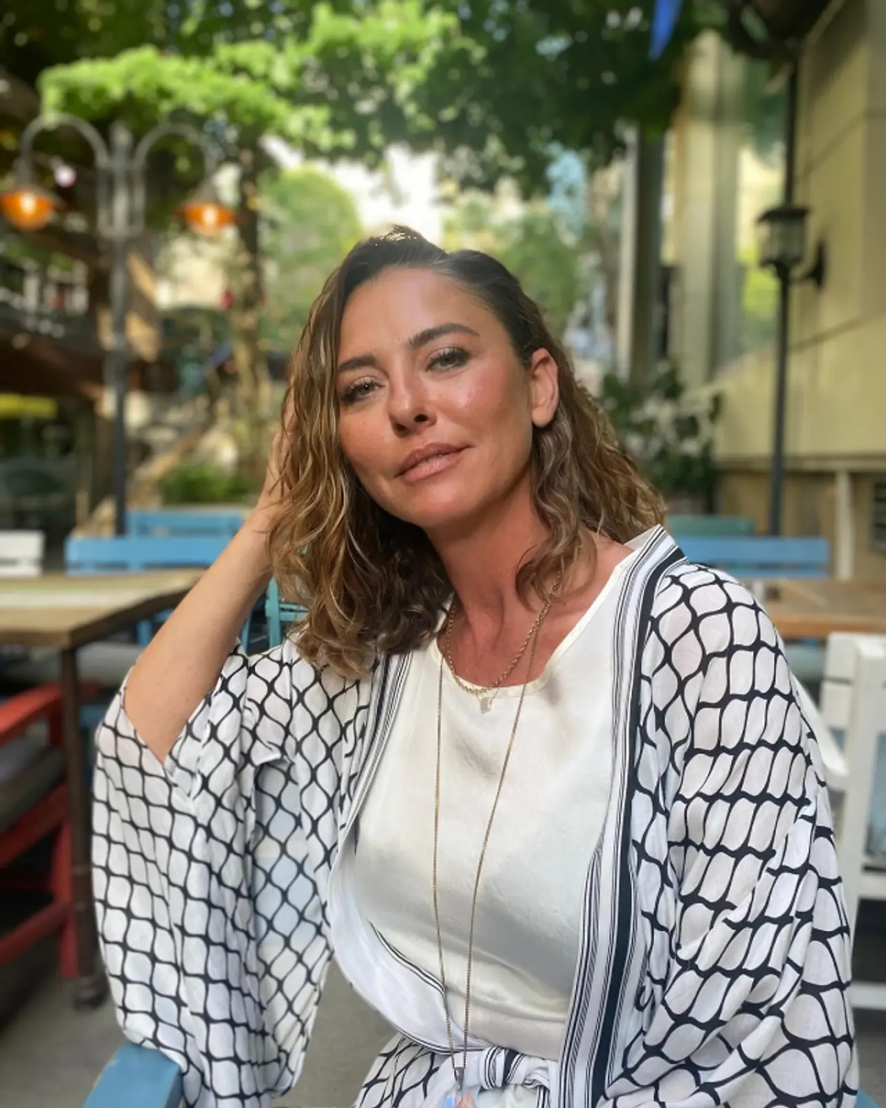 Ece Uslu talihsiz kaza geçirdi! Acil ameliyata alındı 1