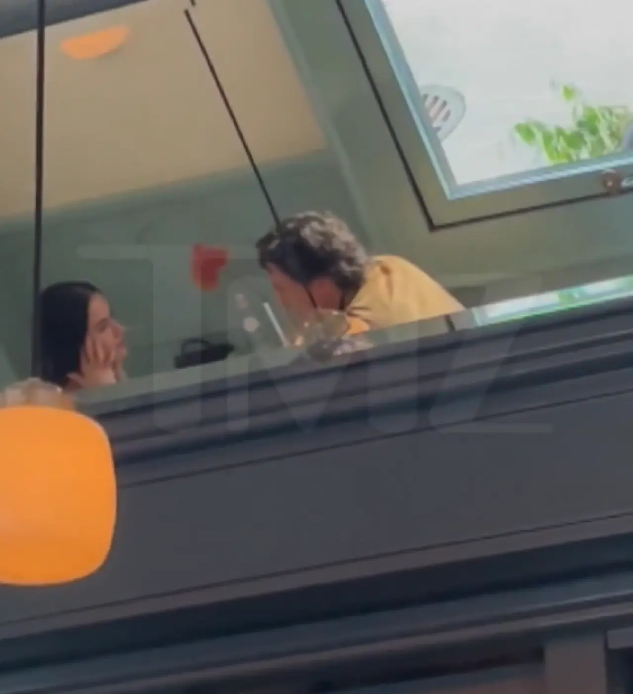 Pop yıldızı ve eski başbakan! Bu akşam yemeği tesadüf olamaz 3