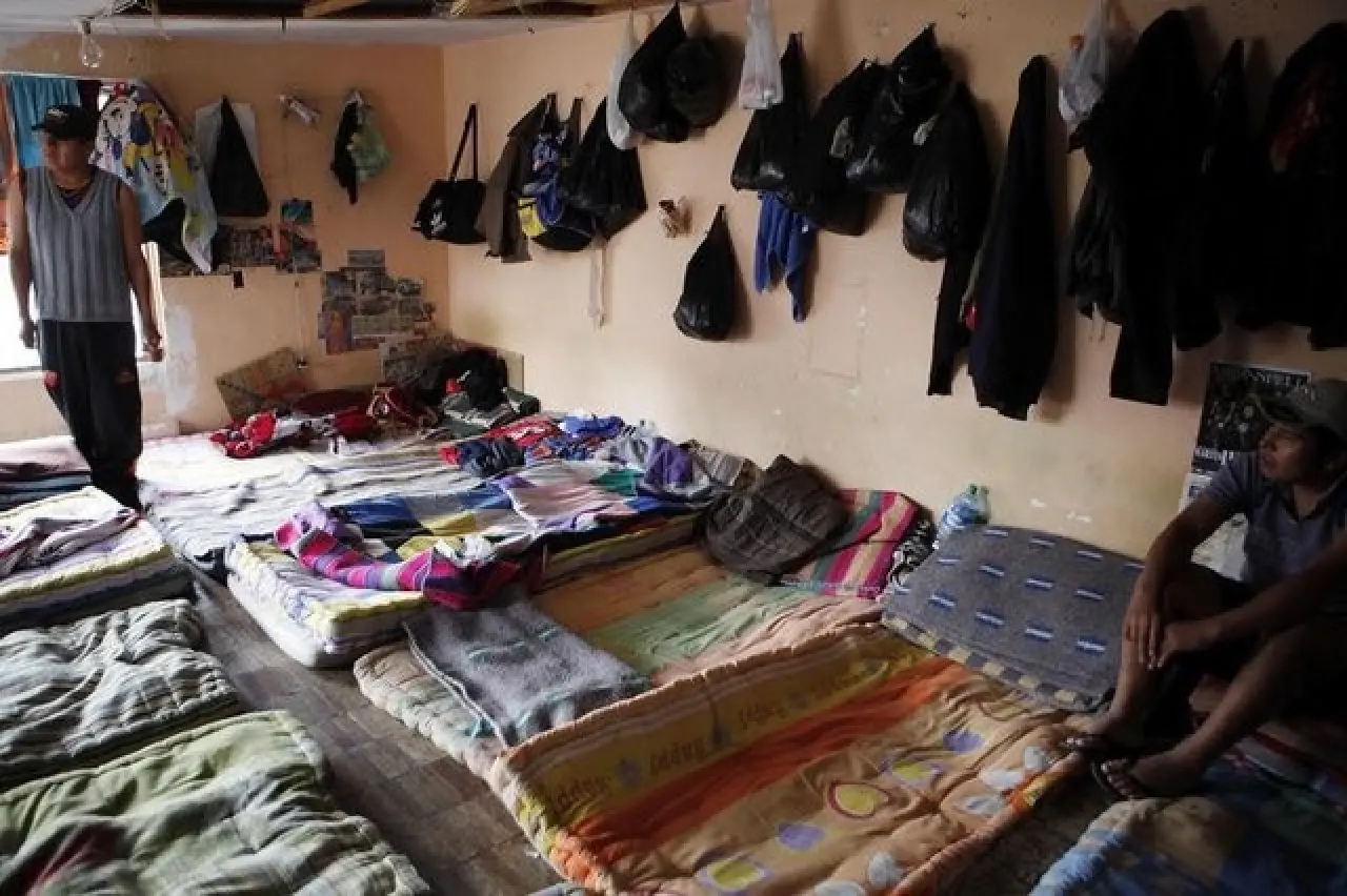 Zenginler Lüks İçinde, Fakirler Nefes Alamıyor: Aynı Cezaevinde İki Farklı Dünyayı Yakından Görün 8