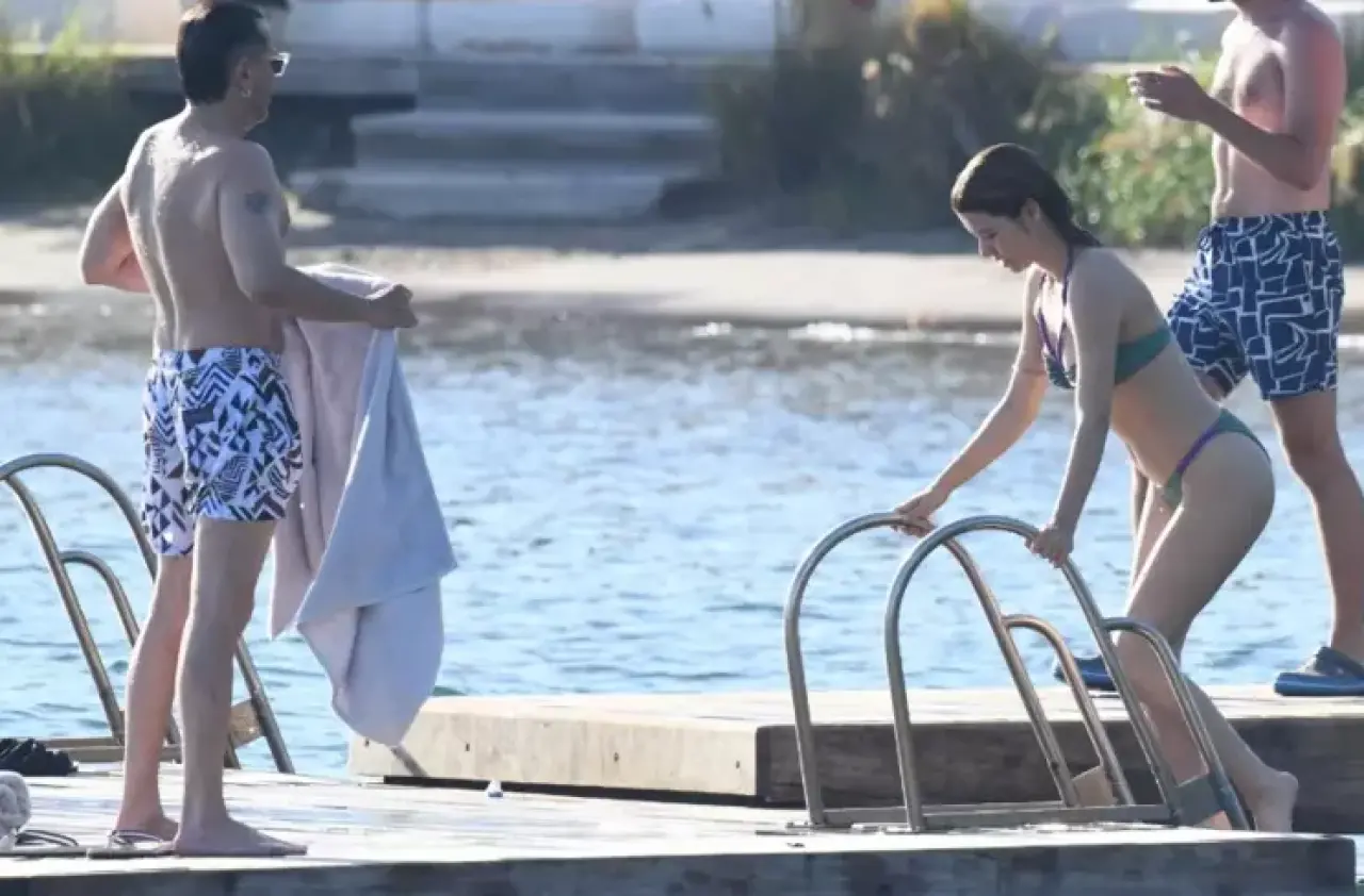 Yazın en romantik anı! Kenan Doğulu ve Beren Saat’ten Bodrum şovu 2