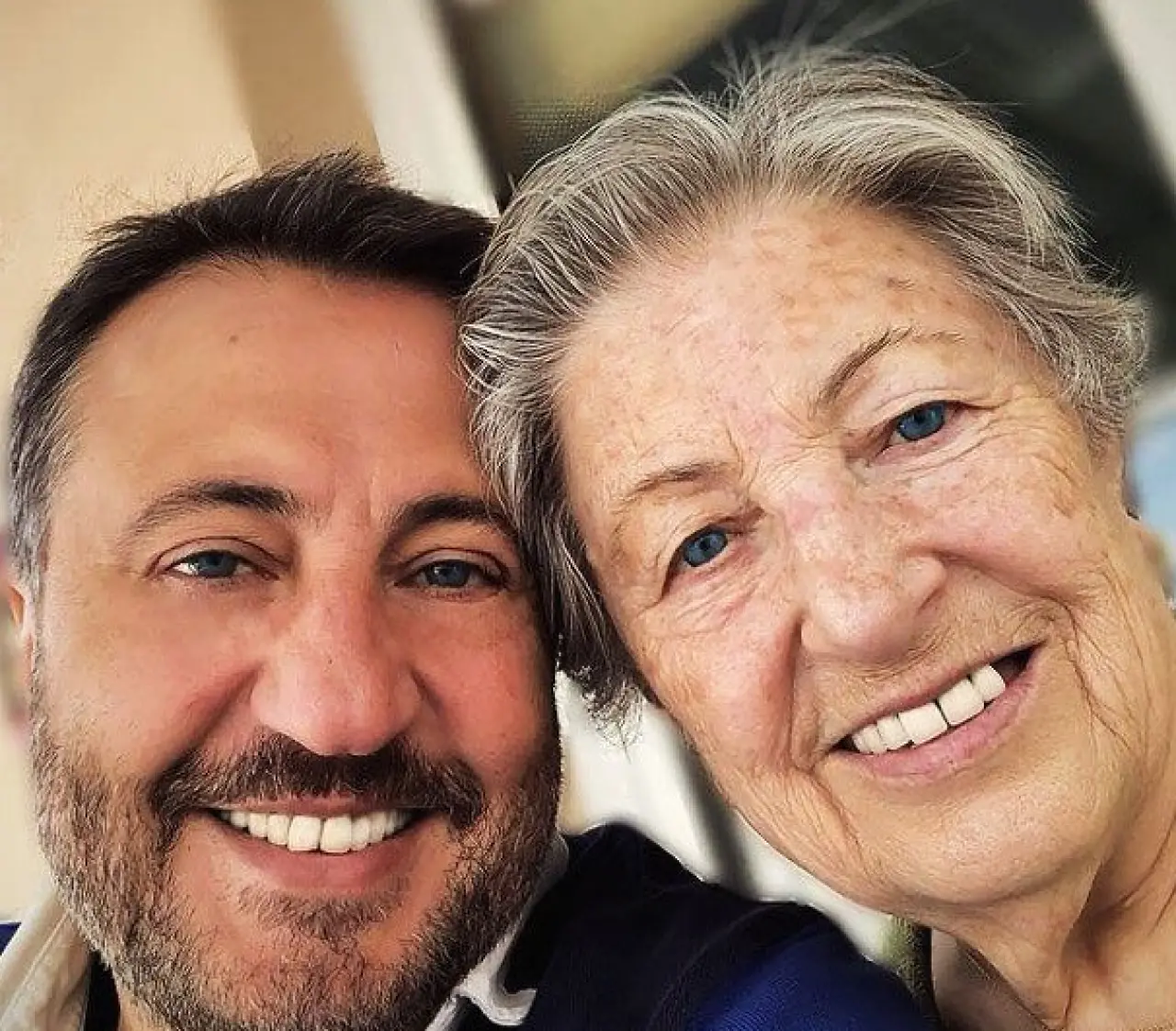 Ercan Saatçi’nin annesine vedası! Nezahat Saatçi hayatını kaybetti 2